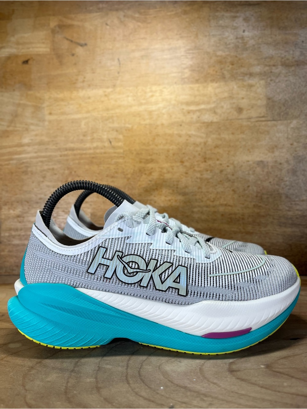 Hoka One One Mach X 2 CUSHIONED Womens Size 7 Running Shoes Sneakers Gray - Picture 1 of 12